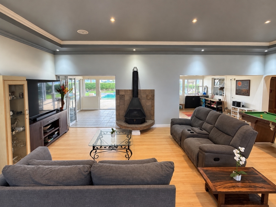 5 Bedroom Property for Sale in Kingswood Golf Estate Western Cape